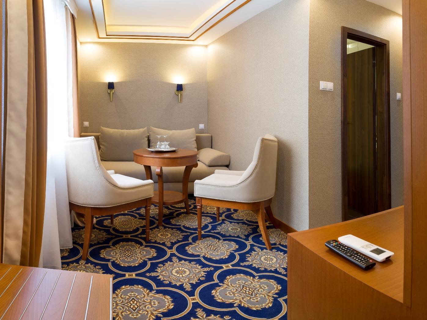 Hotel Central Nyíregyháza Dış mekan fotoğraf