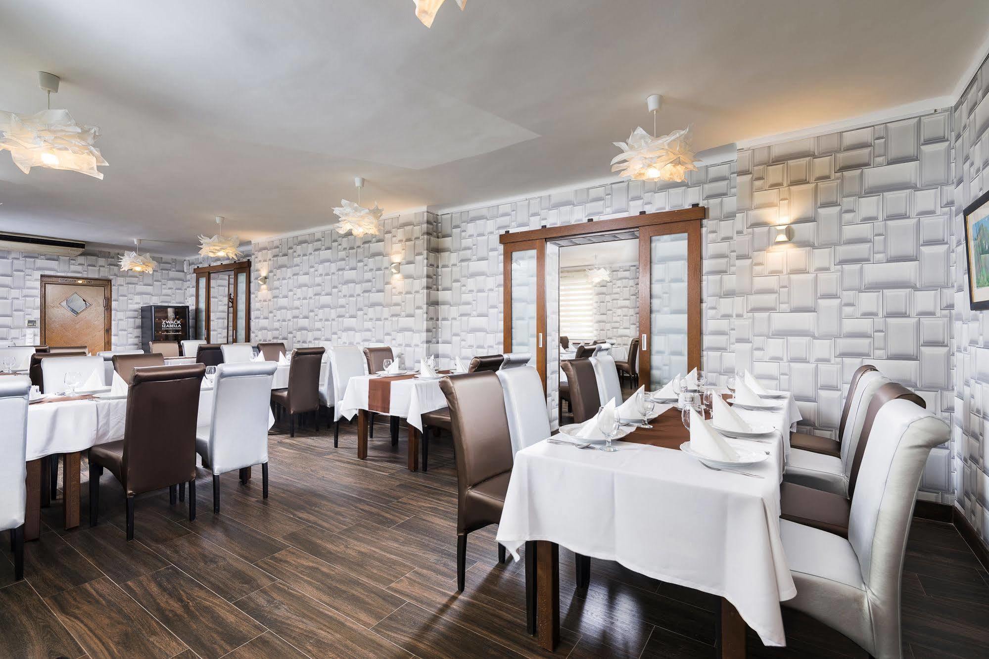 Hotel Central Nyíregyháza Dış mekan fotoğraf