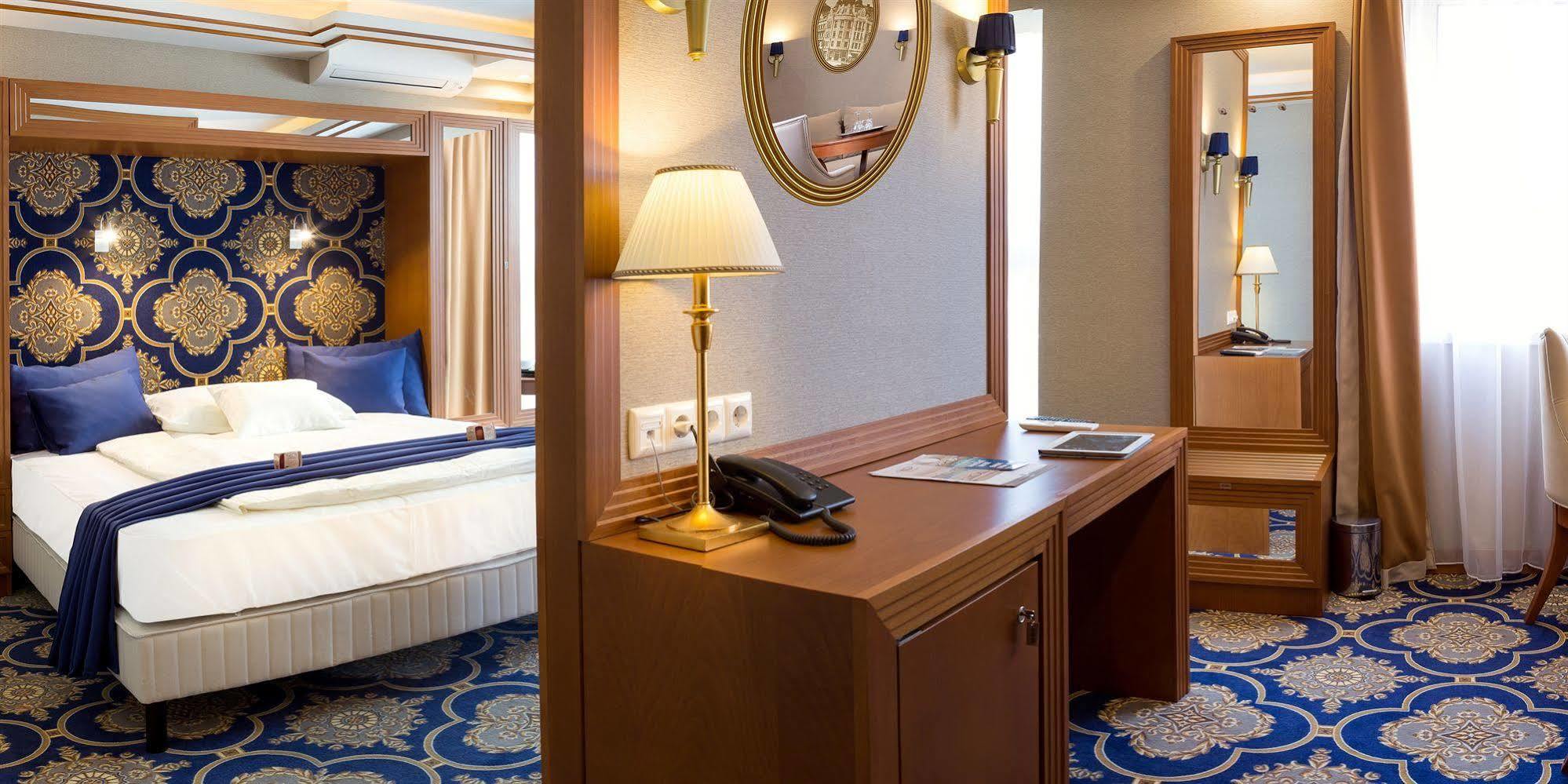 Hotel Central Nyíregyháza Dış mekan fotoğraf